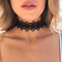 Openwork lace choker made of thick guipure Tender Sweet white