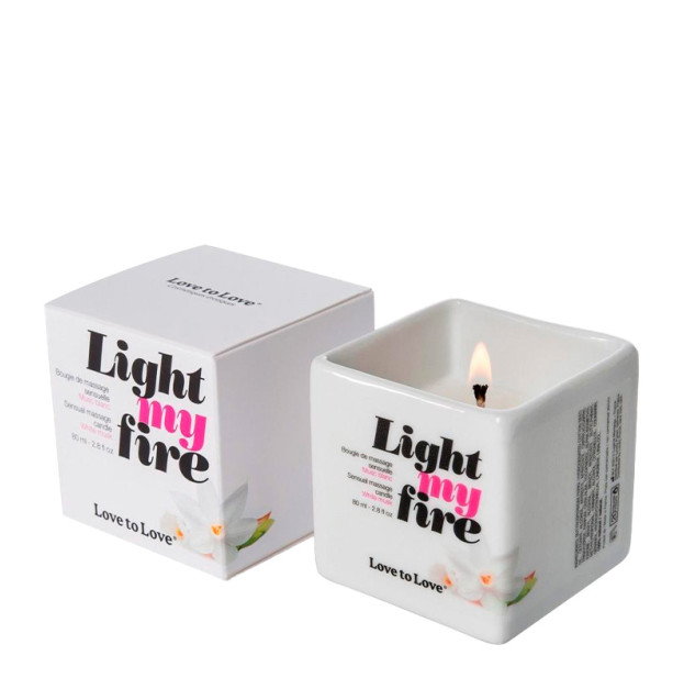 Свічка для масажу без консервантів Love To Love LIGHT MY FIRE Musc