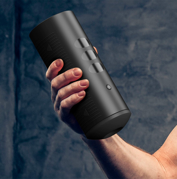 Інтерактивний мастурбатор Kiiroo Titan