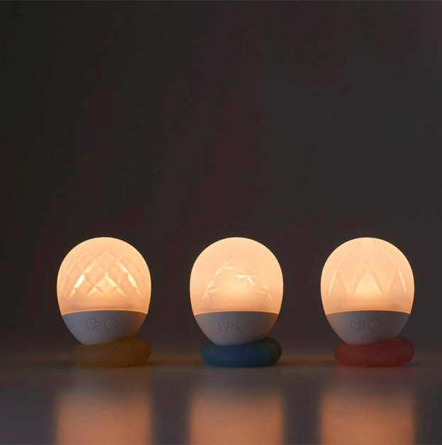 Vibrating massager and night light in one IROHA Ukidama Hana